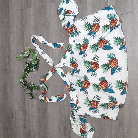 Shein Curve Cold Shoulder Top - Picture 6 of 8